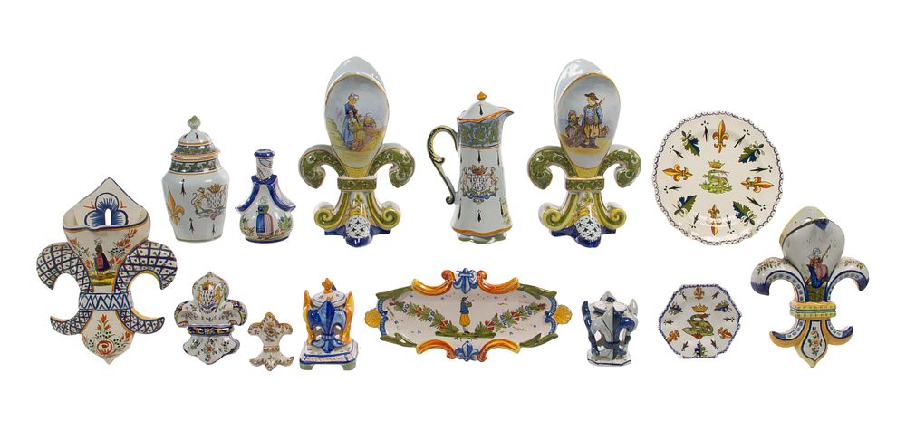 Lot 271: Quimper Fleur De Lis Pottery Assortment