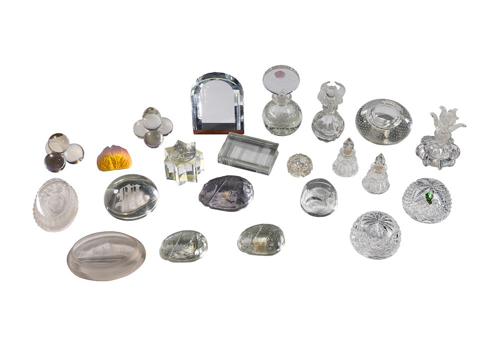 Lot 294: Glass Assortment