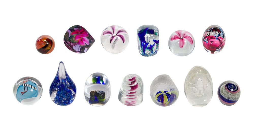 Lot 313: Paperweight Assortment
