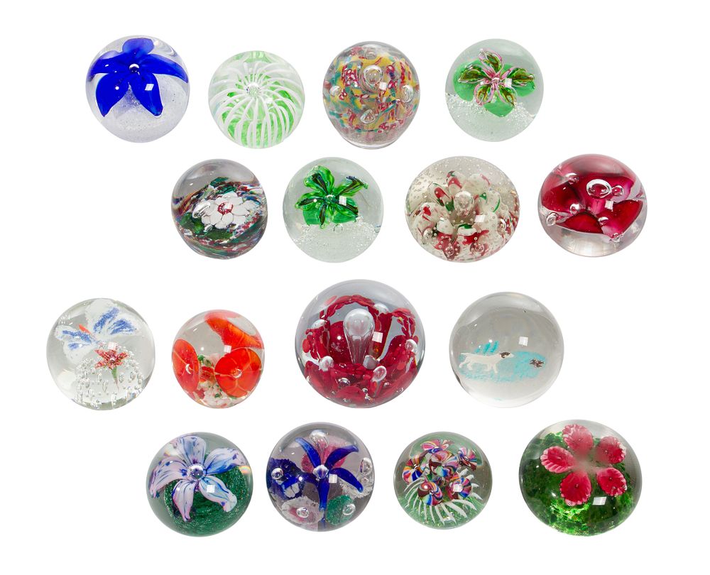 Lot 327: Paperweight Assortment