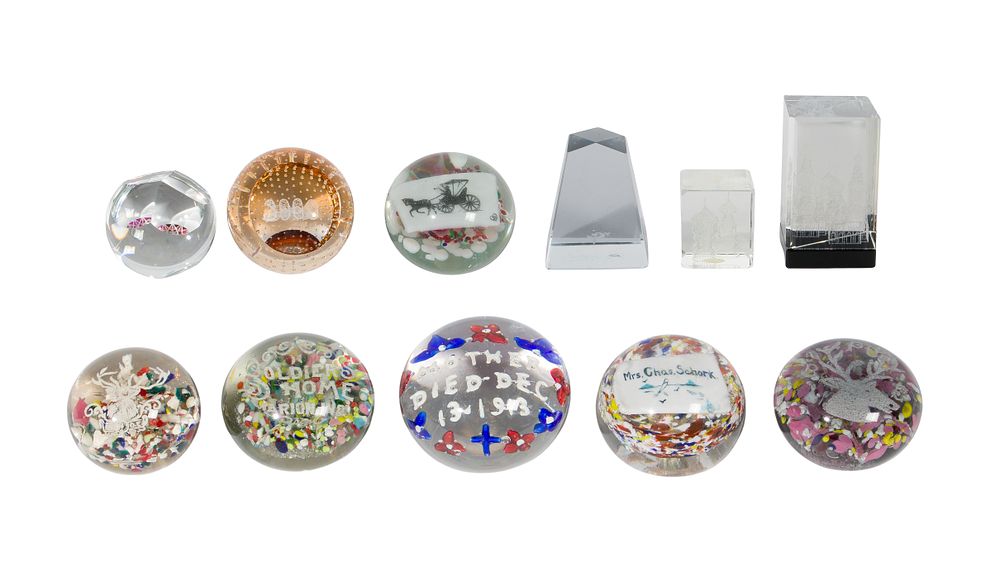 Lot 328: Paperweight Assortment
