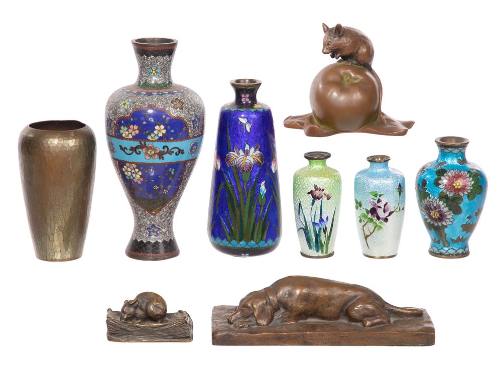 Lot 335: Decorative Object Assortment