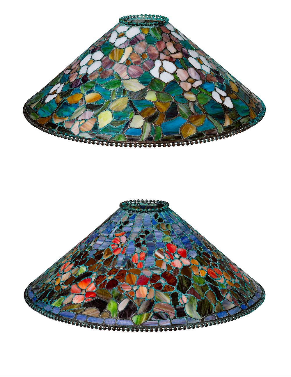 Lot 342: Decor Studios Acrylic Lamp Shades