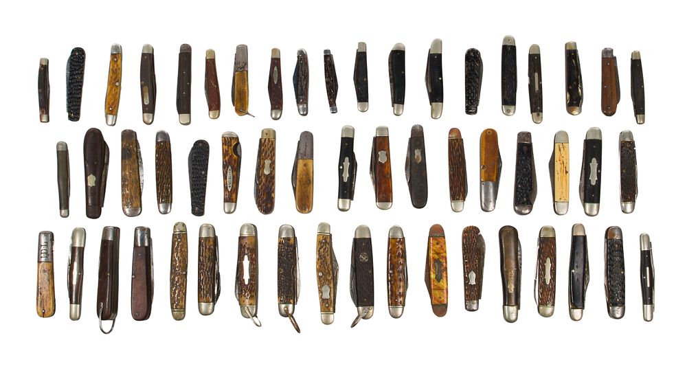 Lot 395: Pocket Knife Assortment