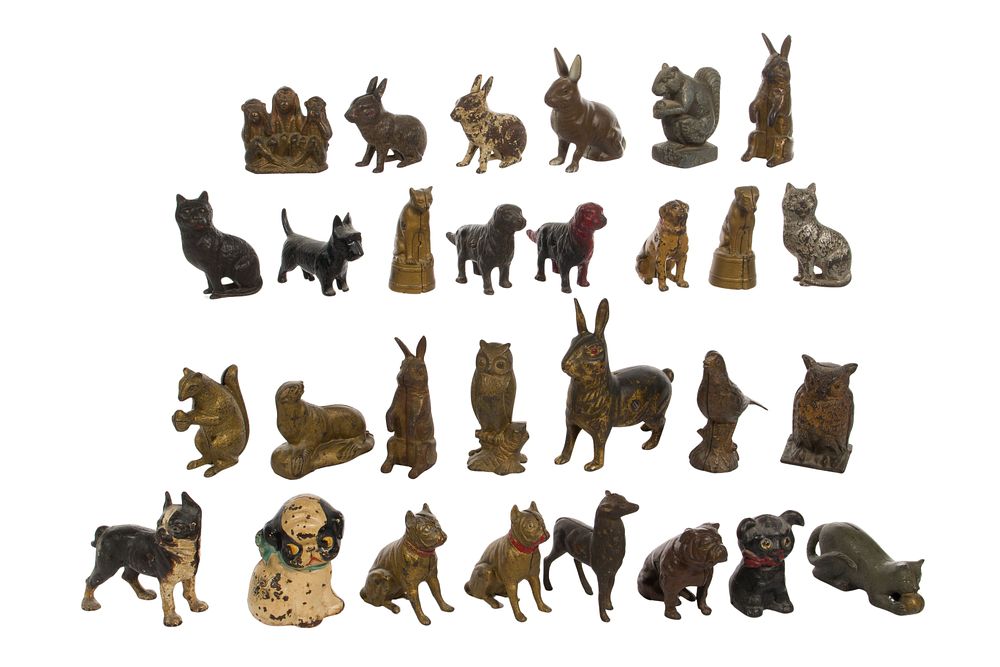 Lot 443: Cast Iron Animal Still Bank Assortment