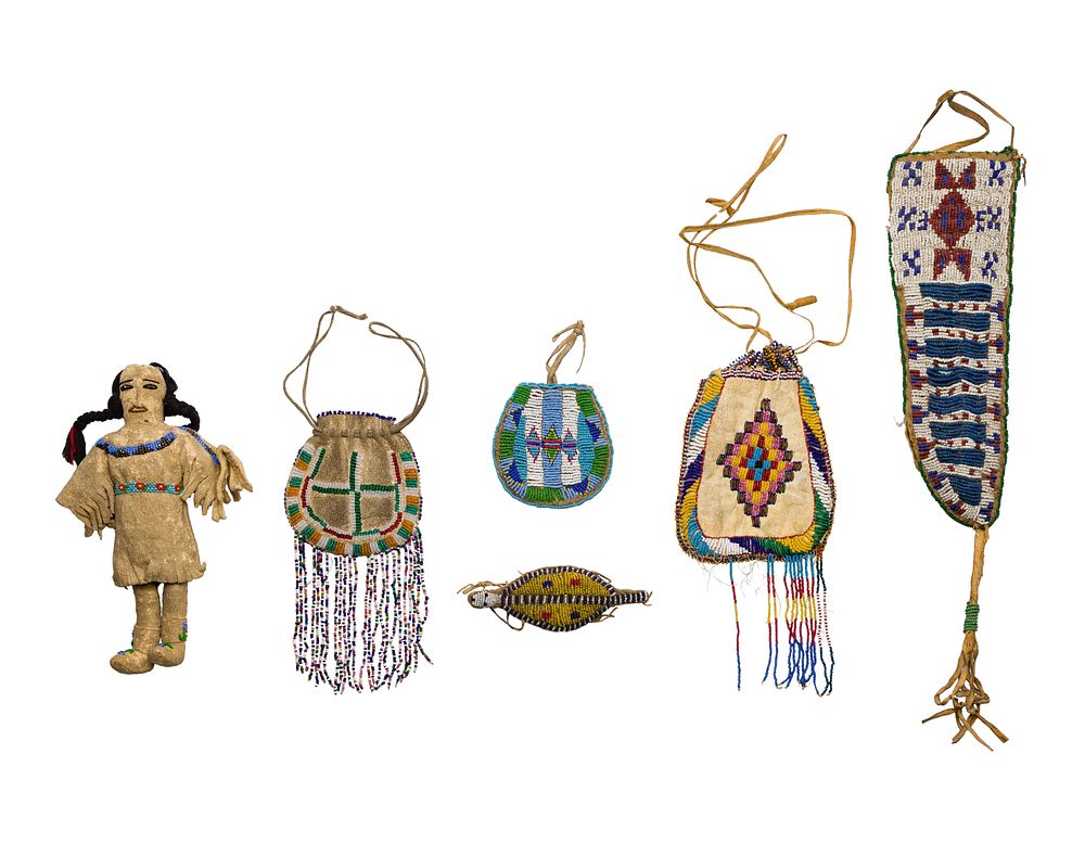 Lot 477: Native American Beaded Object Assortment