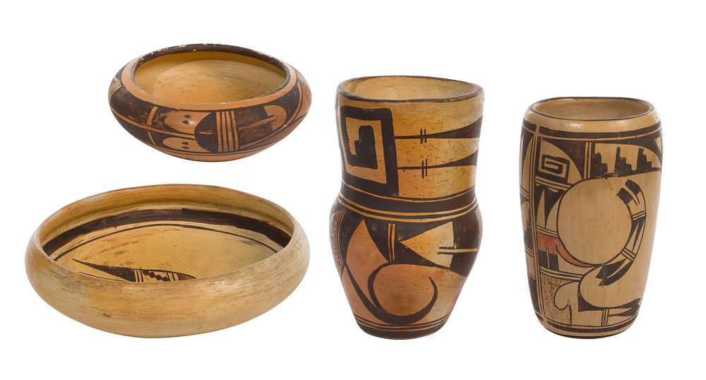 Lot 483: Hopi Pottery Assortment