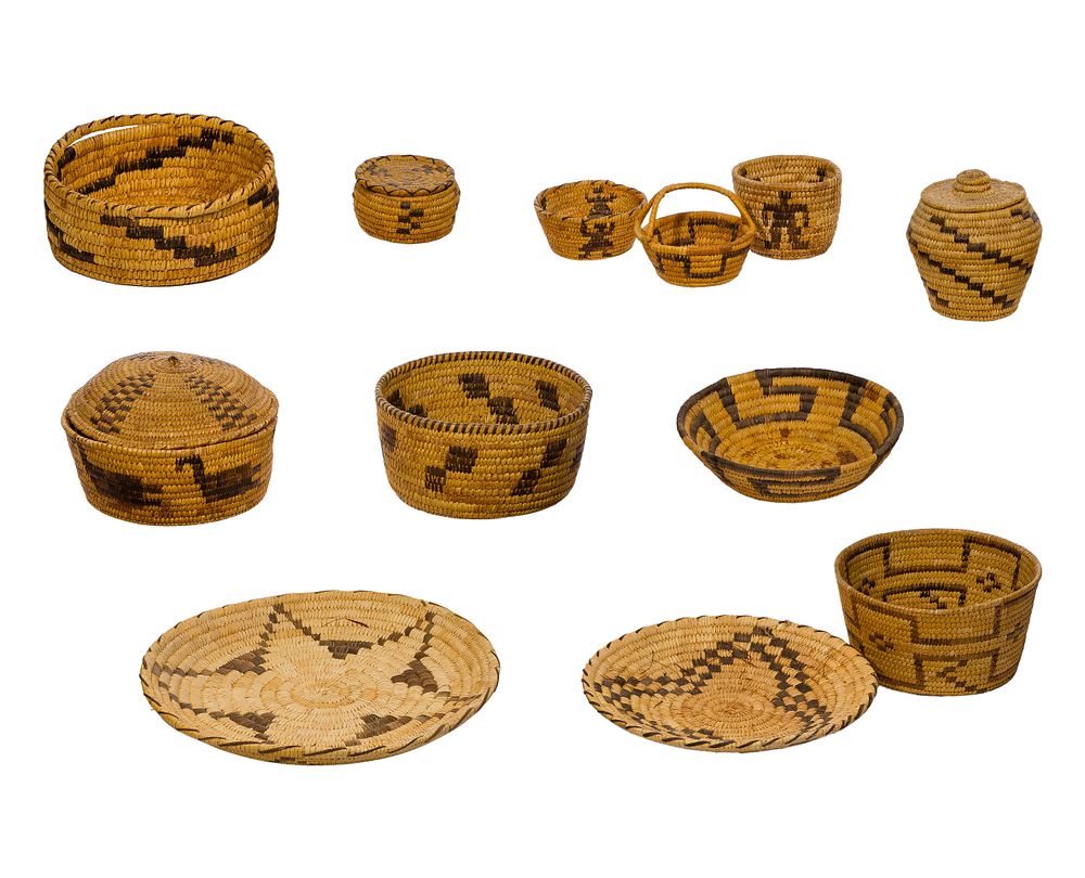 Lot 490: Tohono O'odham / Papago Basket Assortment