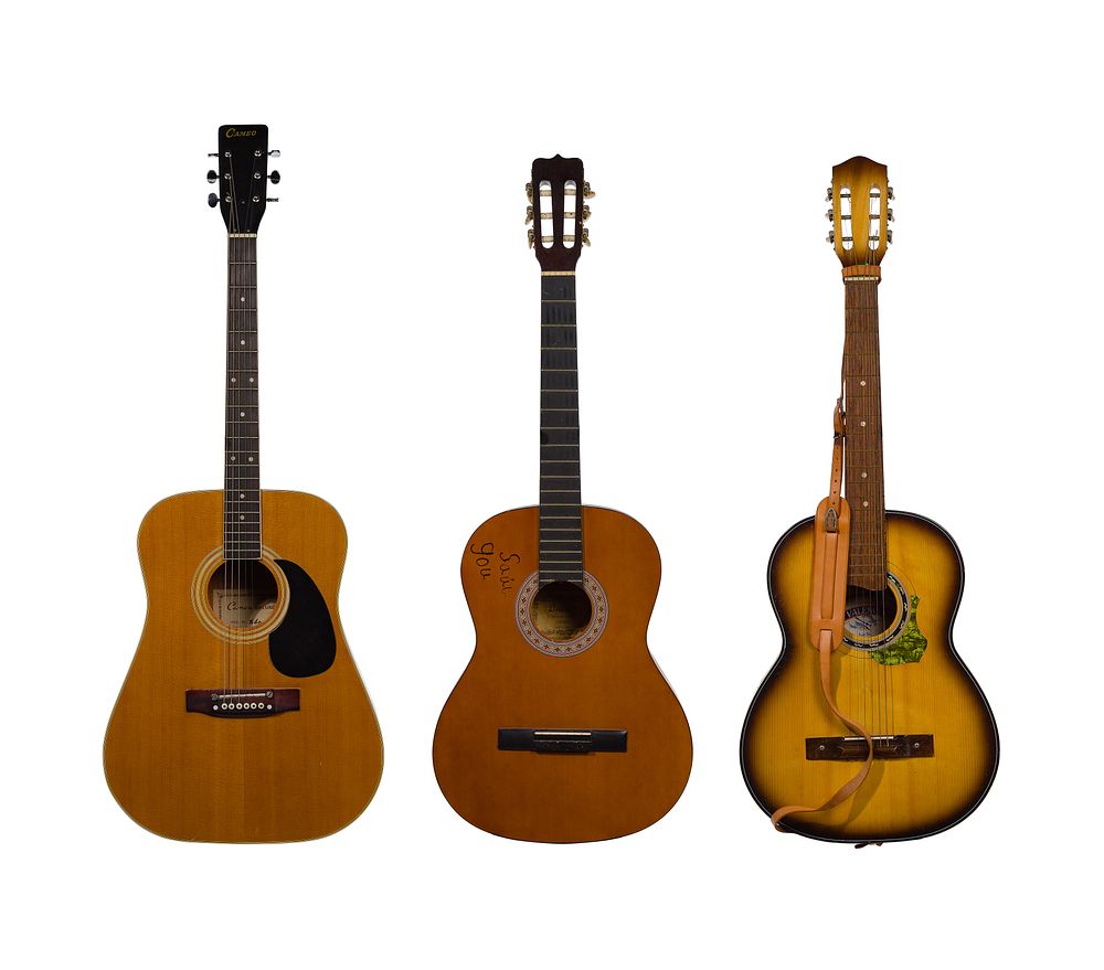 Lot 548: Acoustic Guitar Assortment