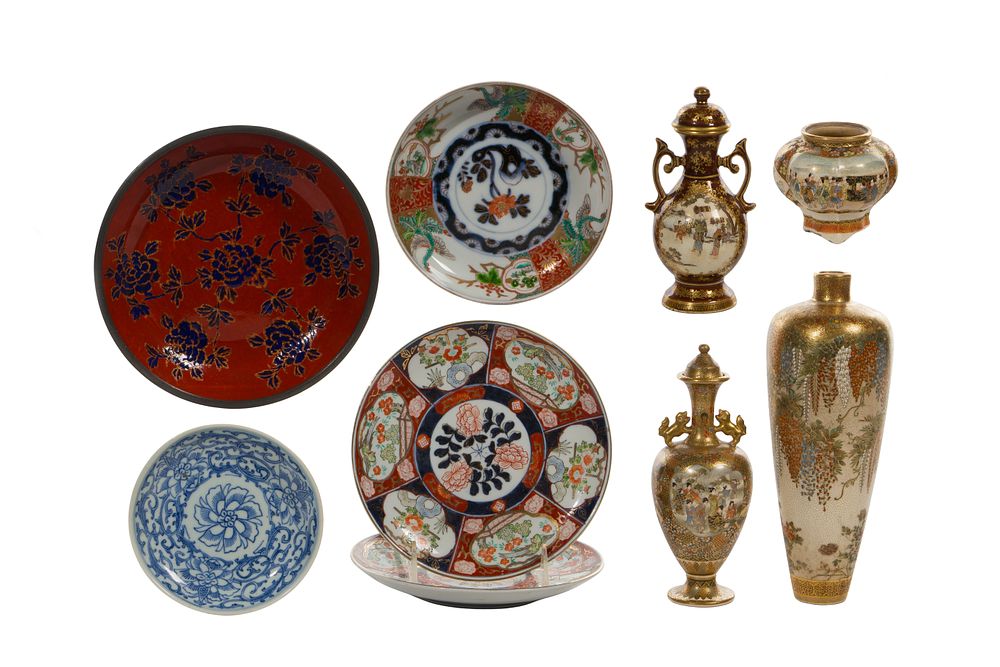 Lot 330: Asian Porcelain Assortment