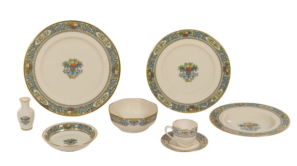 Lot 358: Lenox Autumn Porcelain China Service