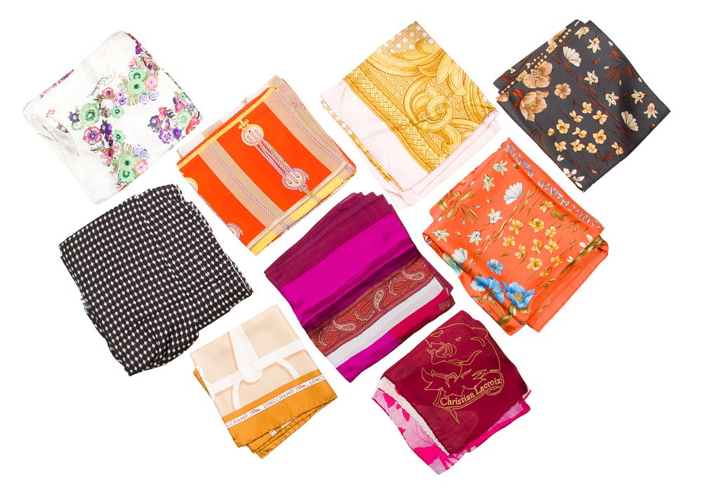 Lot 259: Designer Scarf Assortment