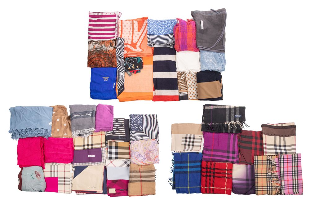 Lot 281: Designer Scarf Assortment