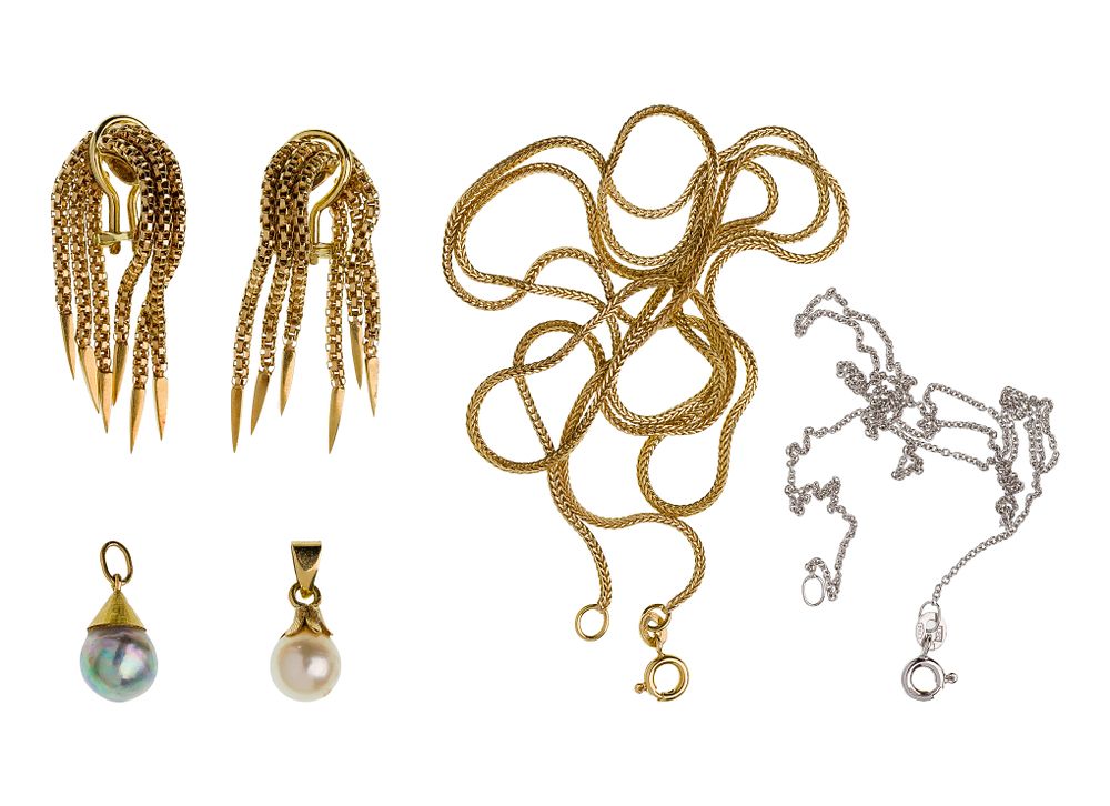 Lot 309: 18k Gold Jewelry Assortment