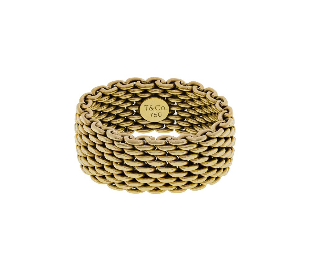 Lot 316: Tiffany and Co 18k Yellow Gold Somerset Ring