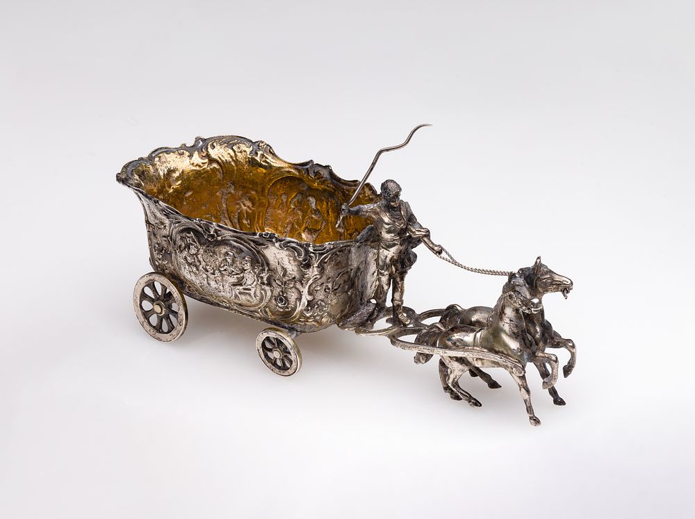 Lot 262: German Silver (800) Salt Cellar