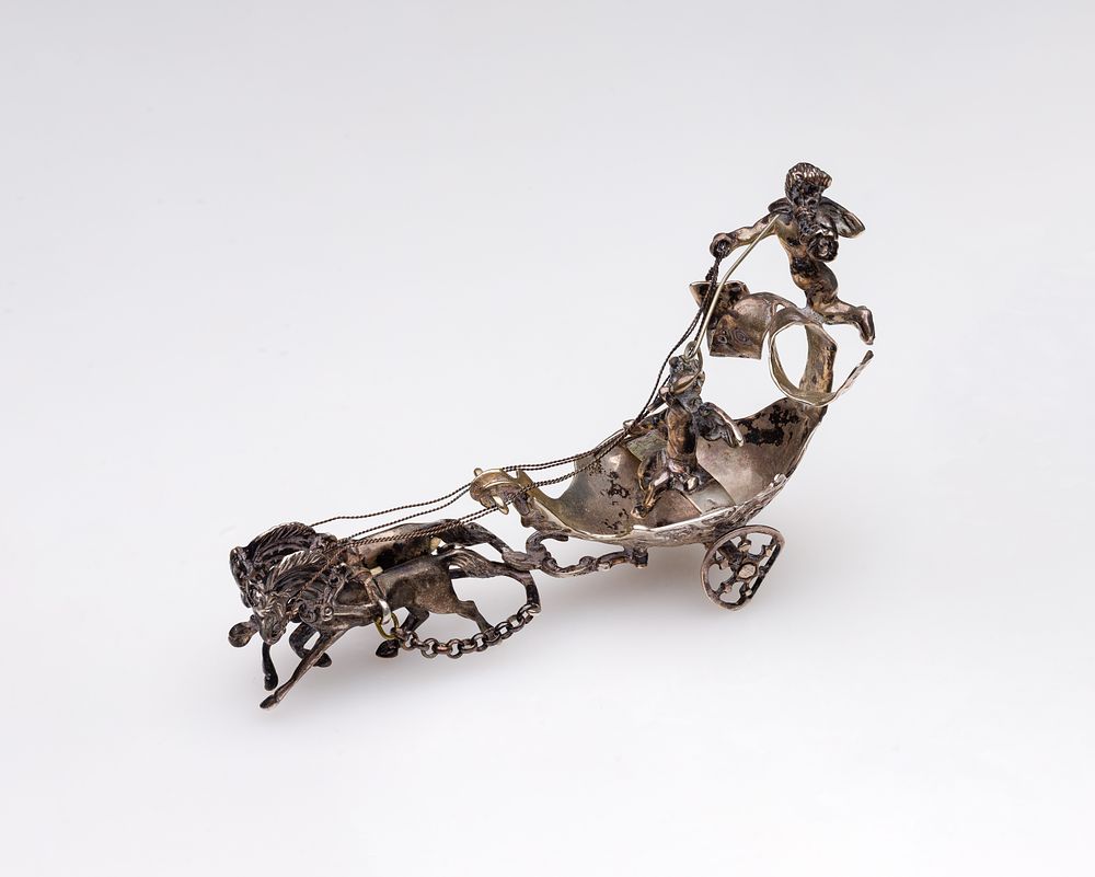 Lot 265: European Silver Salt Cellar