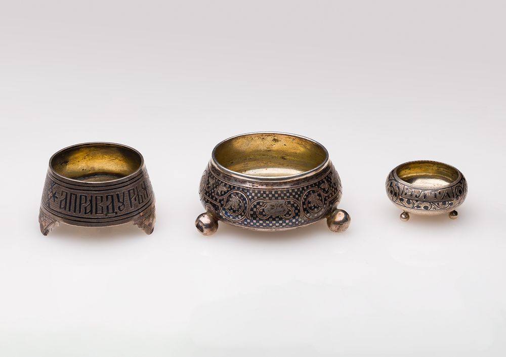 Lot 276: Russian Silver Salt Cellar Assortment