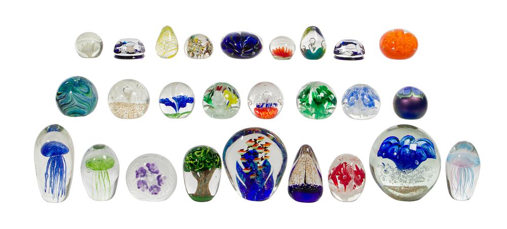 Lot 300: Art Glass Paperweight Assortment