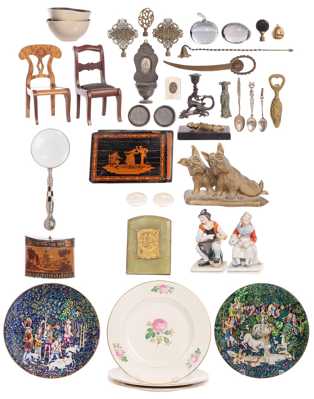 Lot 312: Decorative Object Assortment