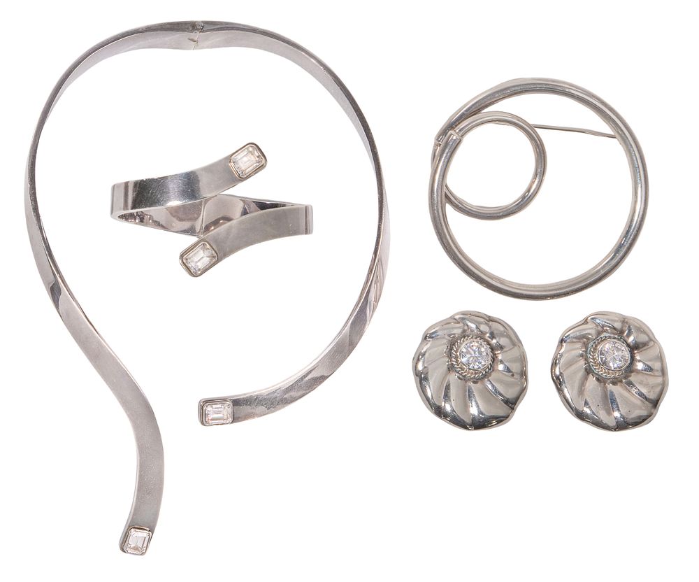 Lot 342: Mexican (950) and Sterling Silver Jewelry Assortment