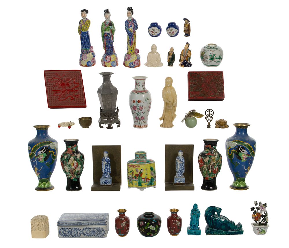 Lot 395: Asian Decorative Object Assortment
