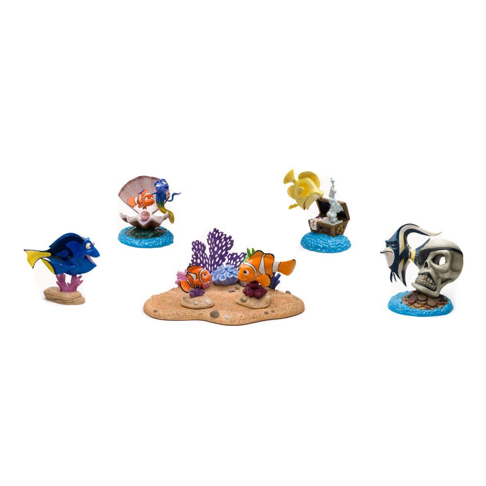 Lot 198: Disney Classics Collection 'Finding Nemo' Figurine Assortment