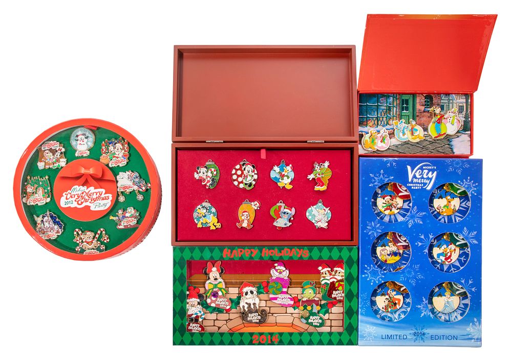 Lot 297: Disney Christmas Pin Boxed Sets Assortment
