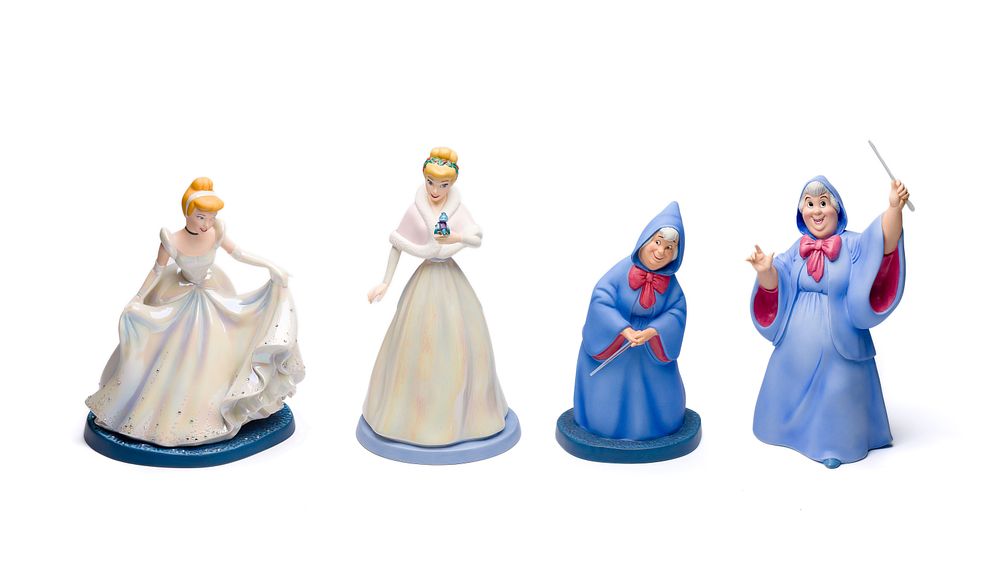 Lot 301: Disney Classics Collection 'Cinderella' Figurine Assortment