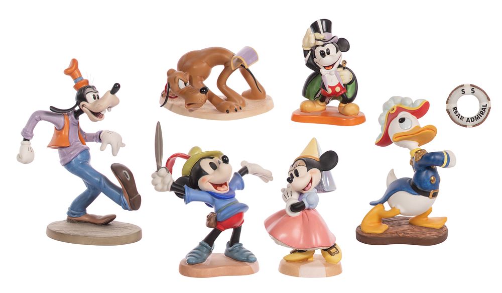 Lot 332: Disney Classics Collection Figurine Assortment