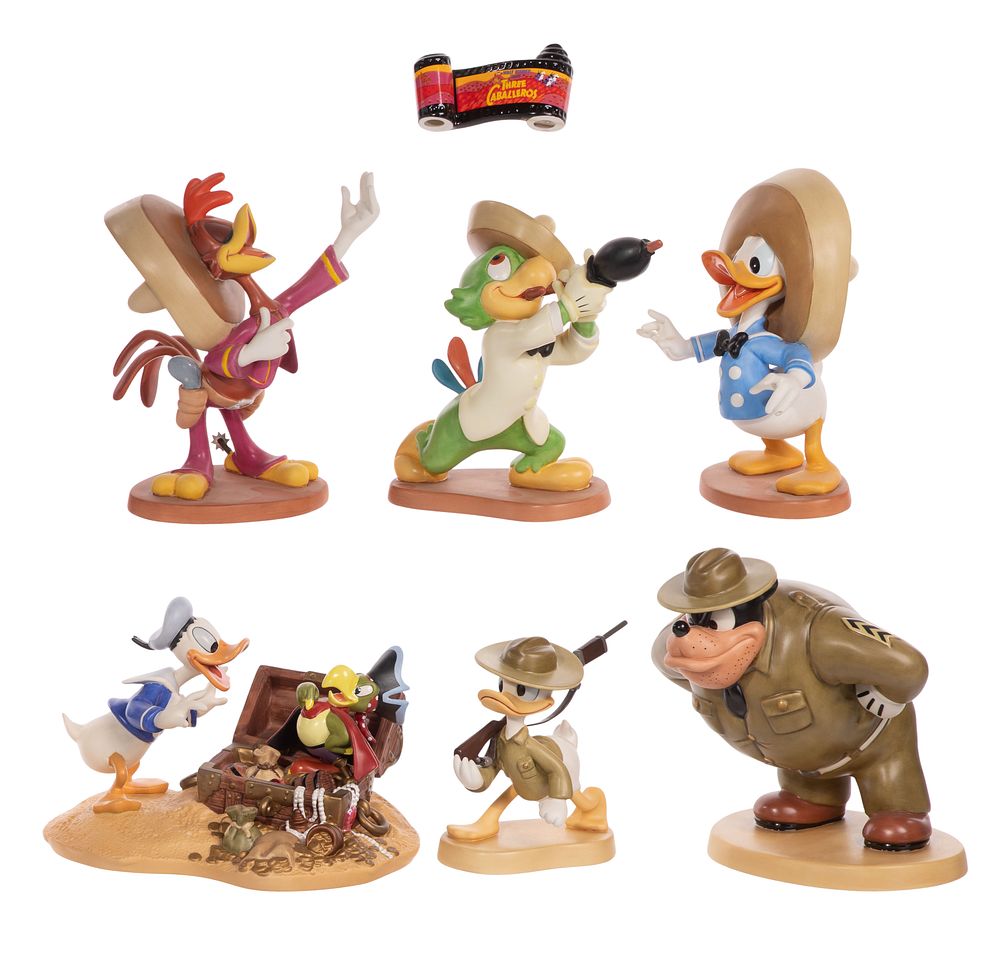 Lot 335: Disney Classics Collection 'Donald Duck and Friends' Figurine Assortment