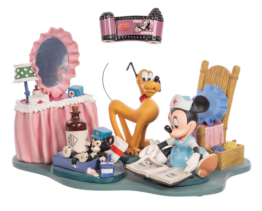 Lot 340: Disney Classics Collection Minnie Mouse Figurine
