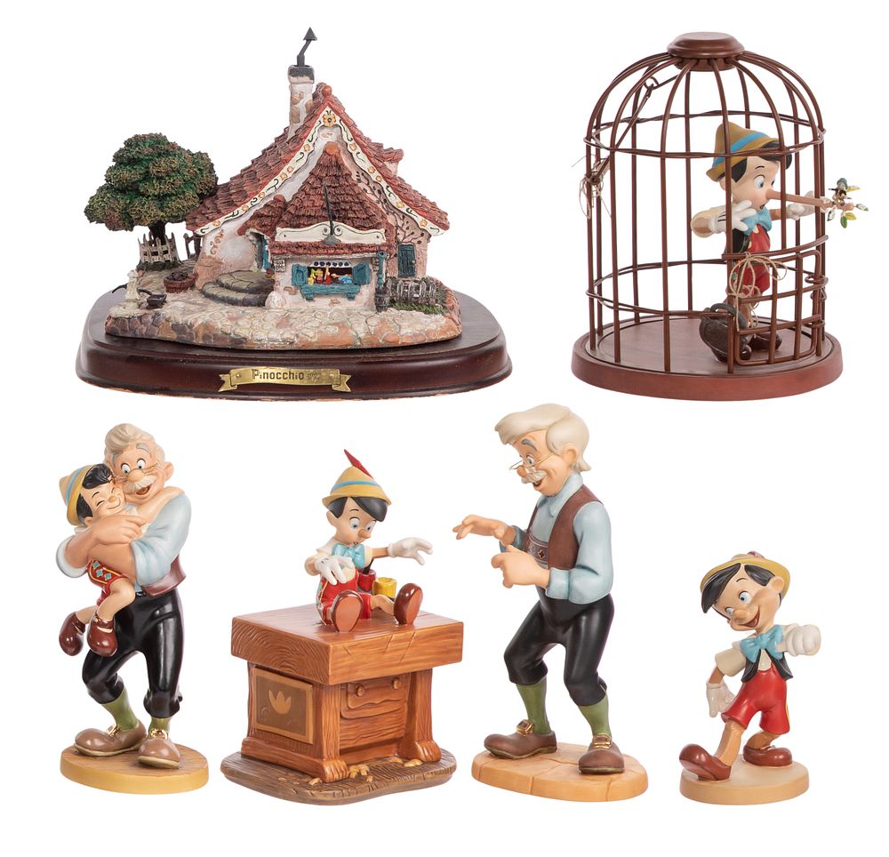 Lot 399: Disney Classics Collection 'Pinocchio' Figurine Assortment