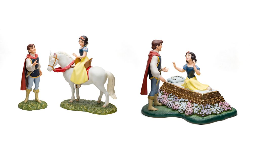 Lot 471: Disney Classics Collection 'Snow White' and 'The Prince' Figurine Assortment