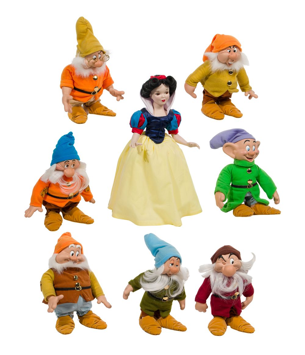 Lot 472: Disney 'Snow White and The Seven Dwarfs' Doll Collection