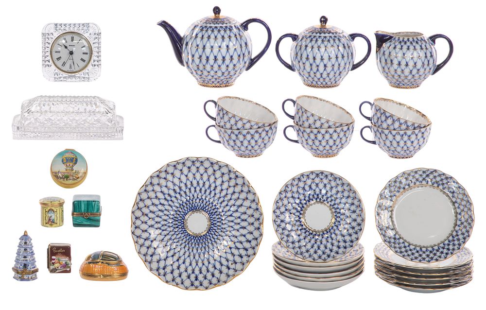 Lot 253: Lomonosov Cobalt Net Russian Tea Service