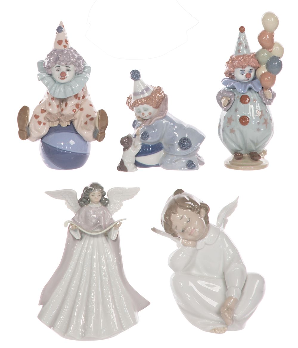 Lot 257: Lladro Figurine Assortment