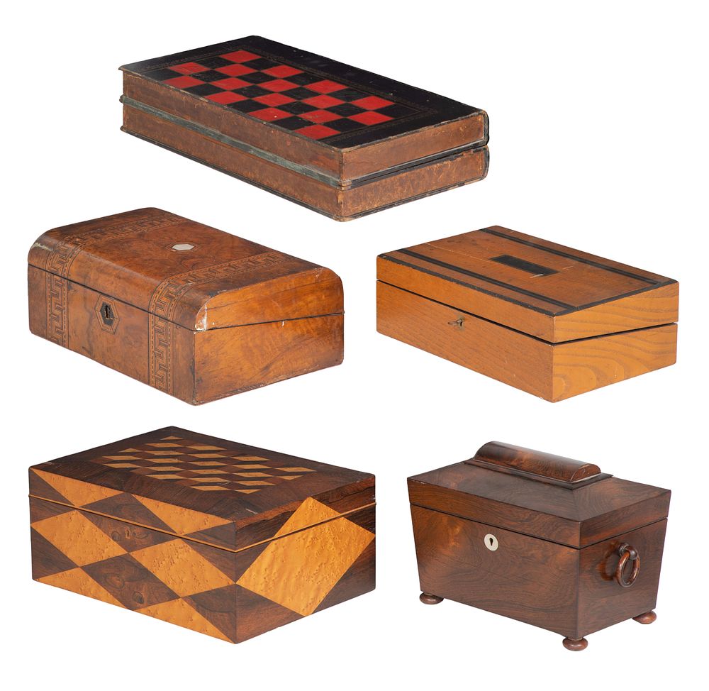 Lot 260: Decorative Box Assortment