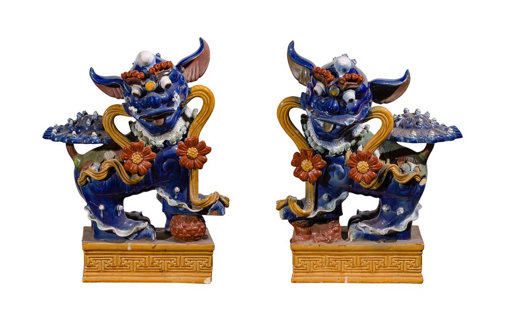 Lot 301: Chinese Monumental Sancai Glaze Foo Lions