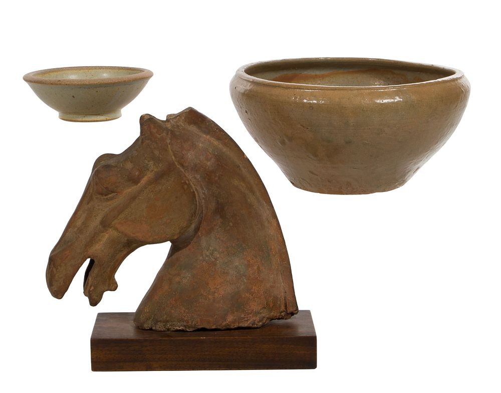 Lot 309: Asian Decorative Assortment