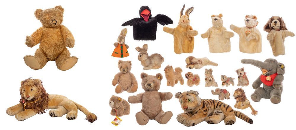 Lot 365: Steiff Stuffed Animal Assortment