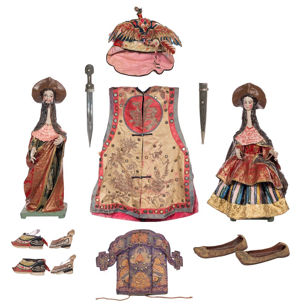 Lot 375: Manner of Hilario Mendivil (Peruvian, b.1927) Long Necked Figurines