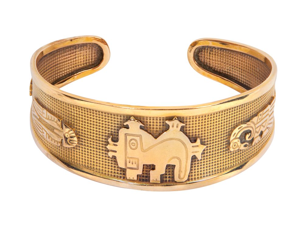 Lot 431: 18k Yellow Gold Cuff Bracelet