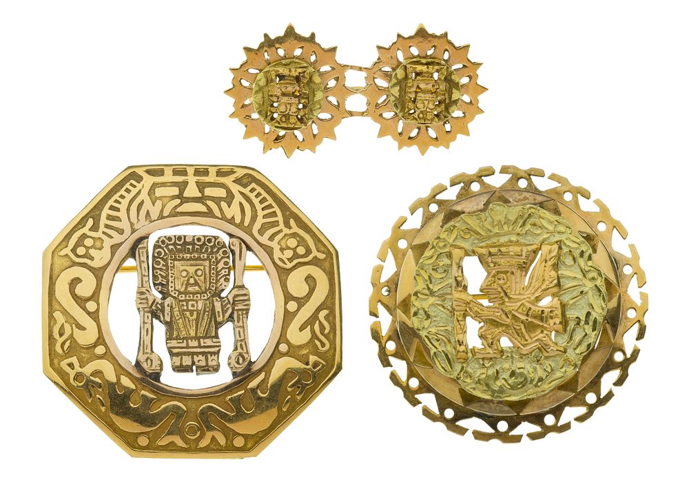 Lot 441: 18k Yellow Gold Brooch Assortment