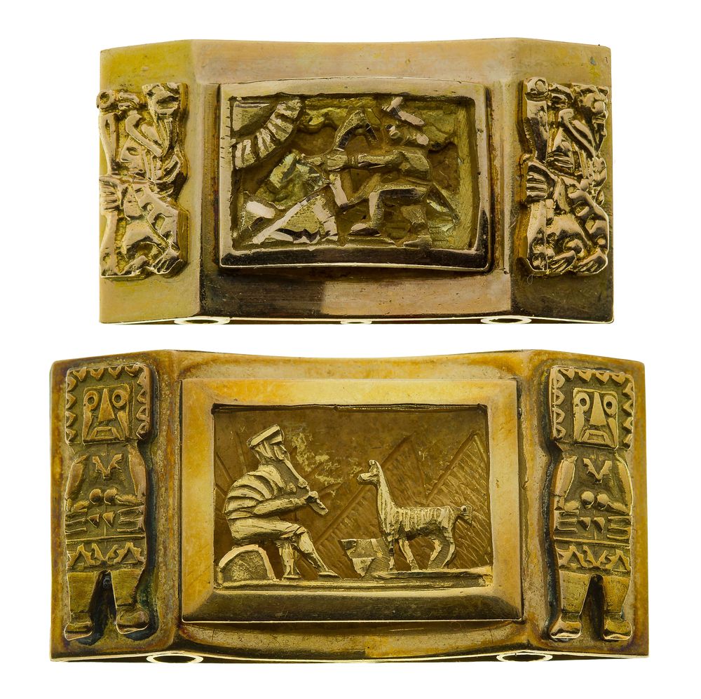 Lot 442: 18k Yellow Gold Brooches
