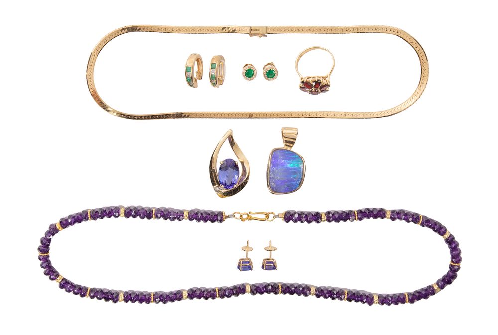 Lot 464: 14k Yellow Gold Jewelry Assortment
