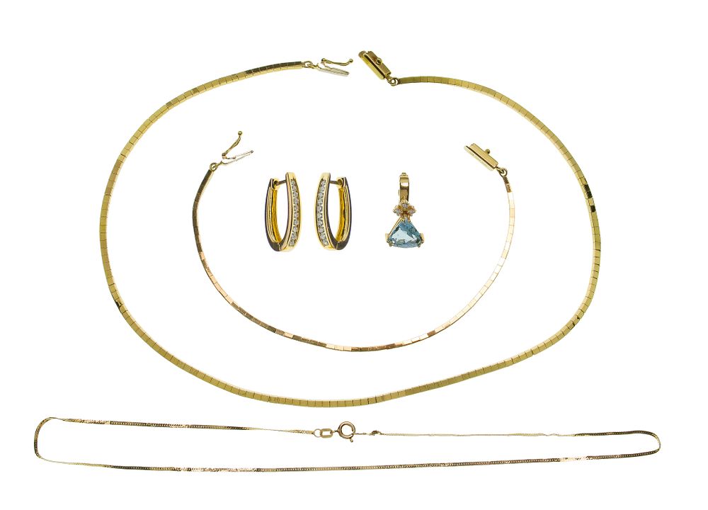 Lot 465: 14k Yellow Gold Jewelry Assortment