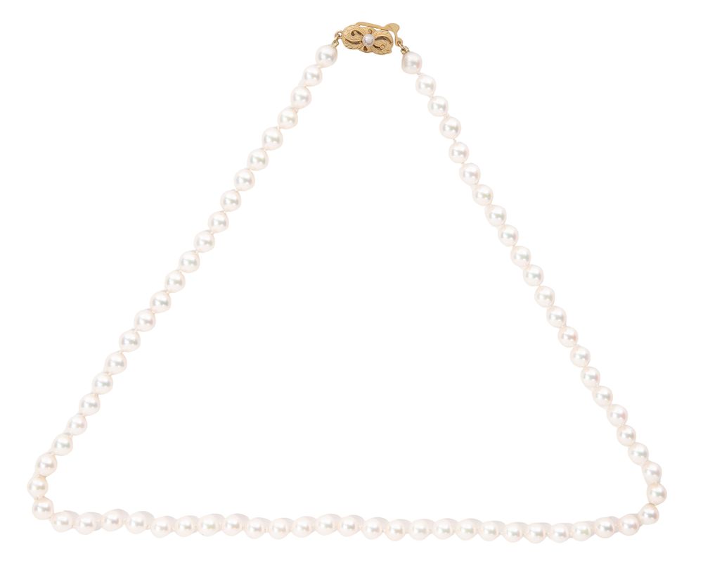 Lot 475: Mikimoto 14k Yellow Gold Cultured Pearl Necklace