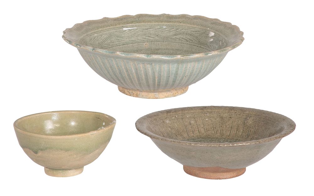 Lot 269: Asian Pottery Assortment