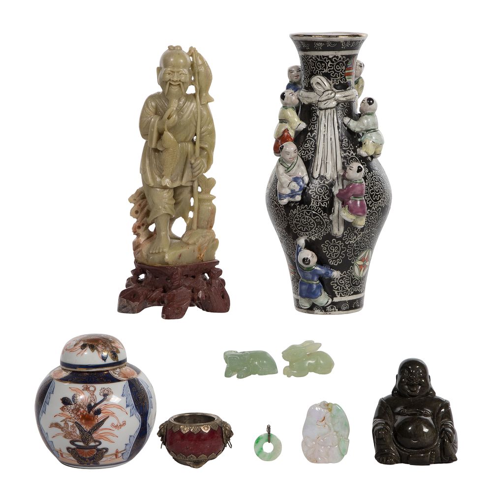 Lot 274: Asian Decorative Items